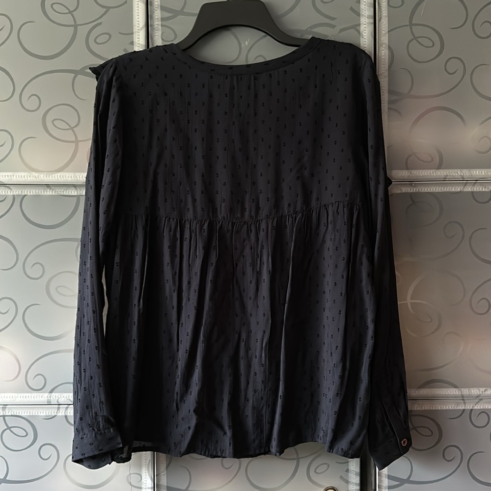 Bass Ruffle Blouse - Picture 4 of 5